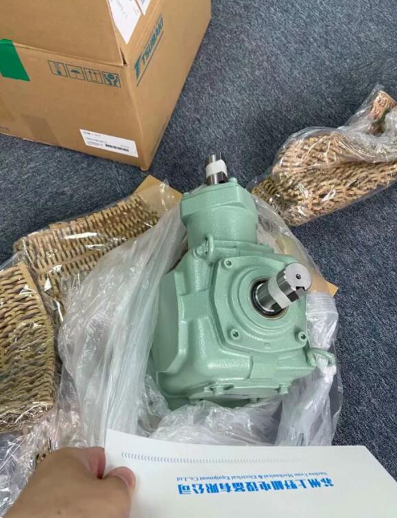 轴配置是1-LR-O的椿本齿轮箱型号ED8B30-1-LR-...